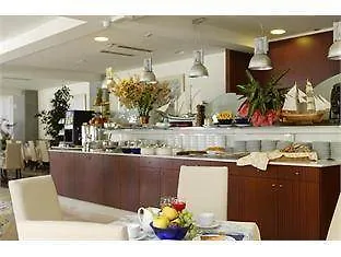 丰扎利酒店 酒店