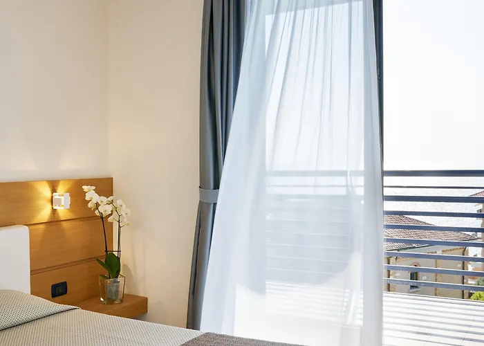 Fonzari 4* גראדו