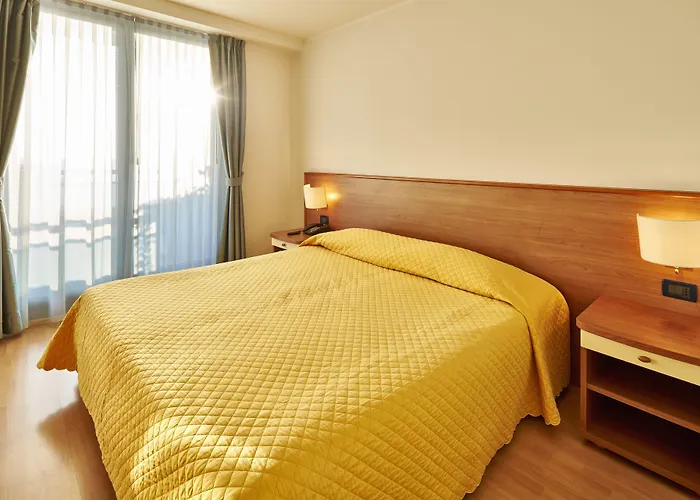 Fonzari 4* גראדו